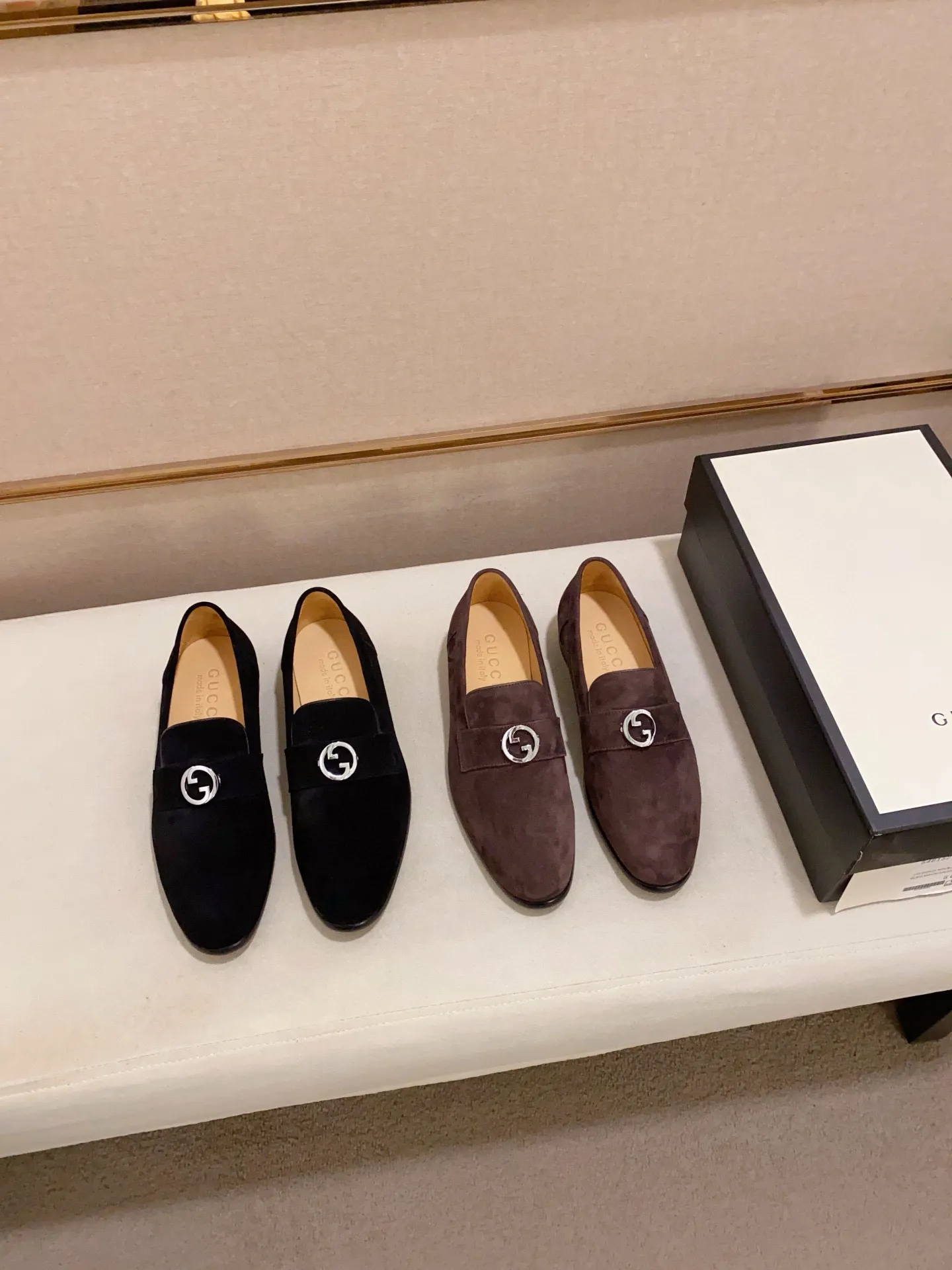 Men's shoes 💰: 520💰 (GUCCI) new series ss hot new products 💢 💠 Casual leather shoes 👞, first layer of cowhide, upper hardware buckles and logo on the sides of the shoe, brand logo on the insole and sole 💠 💎Upper: 100% cowhide 💎Inner: cowhide/100% 💎Feet: cowhide/100% 💎Sole: rubber/100% 💎SIZE: 38 39 40 41 42 43 44 Can be customized 45